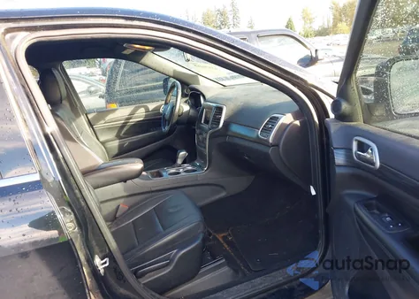 2019 Jeep Grand Cherokee Laredo z USA, uszkodzony, nr VIN 1C4RJFAG8KC706248